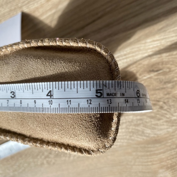 Original Baby UGG Sheepskin Booties NEW - Picture 8 of 8